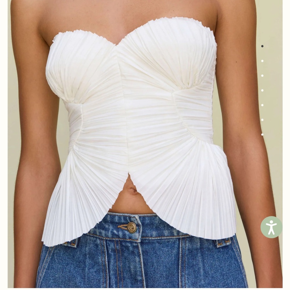 Like New Cult Gaia Jace Top in Off White Size Medium